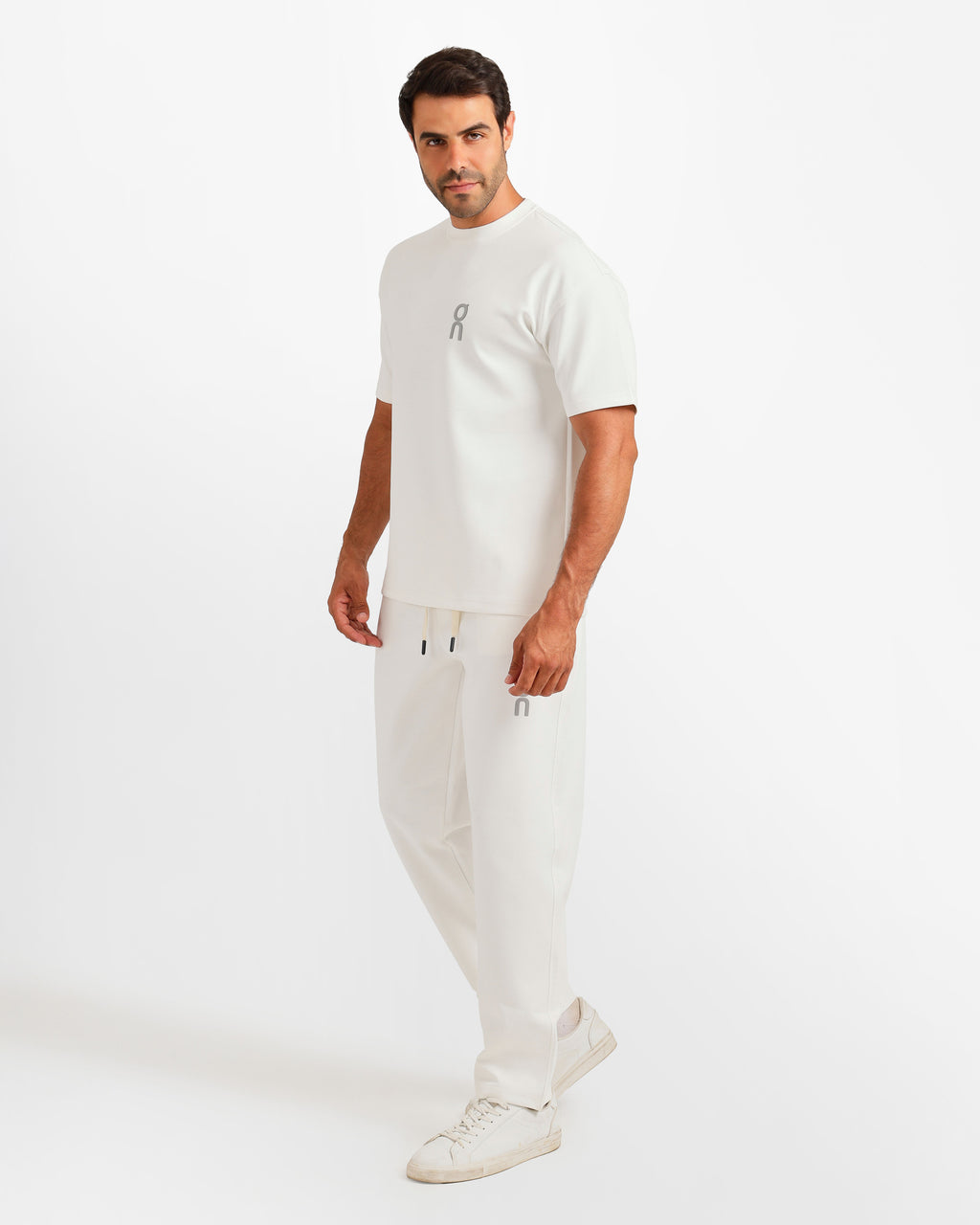 Vertical Graphic Streetwear Two-Piece Set - White | ONZE Egypt