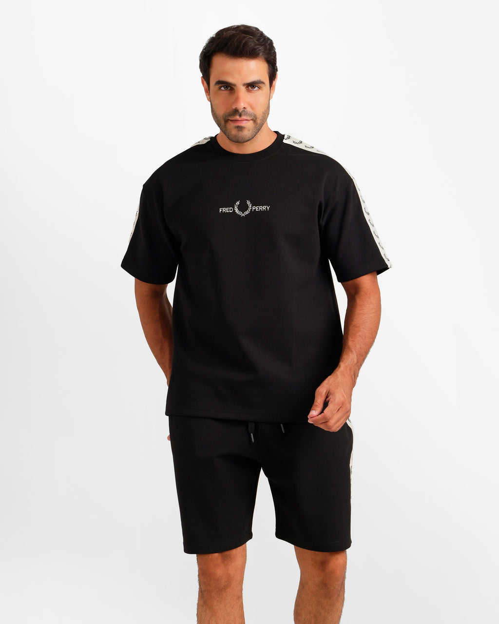 Stripe Detail Streetwear Shorts Set - Black | ONZE Egypt