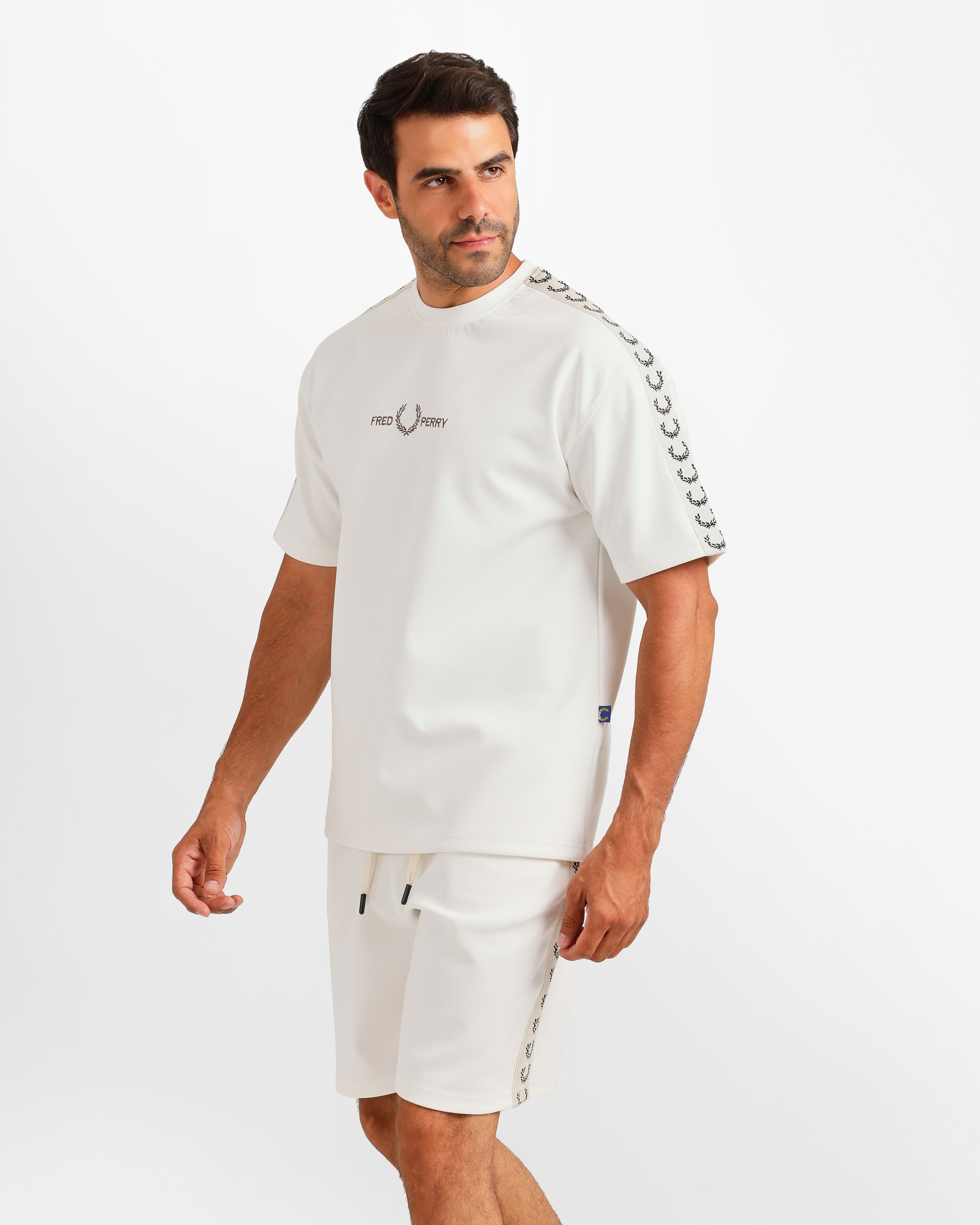 Stripe Detail Streetwear Shorts Set - White | ONZE Egypt
