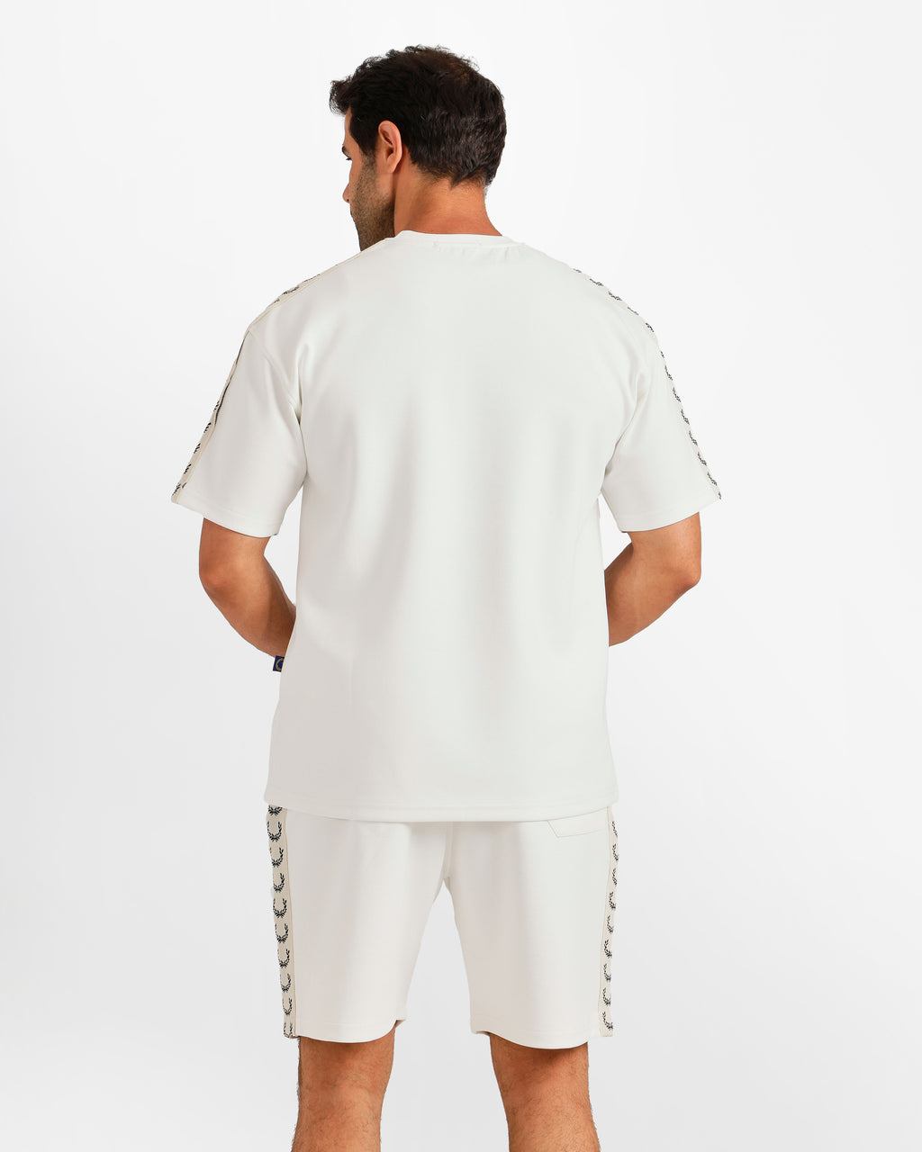 Stripe Detail Streetwear Shorts Set - White | ONZE Egypt