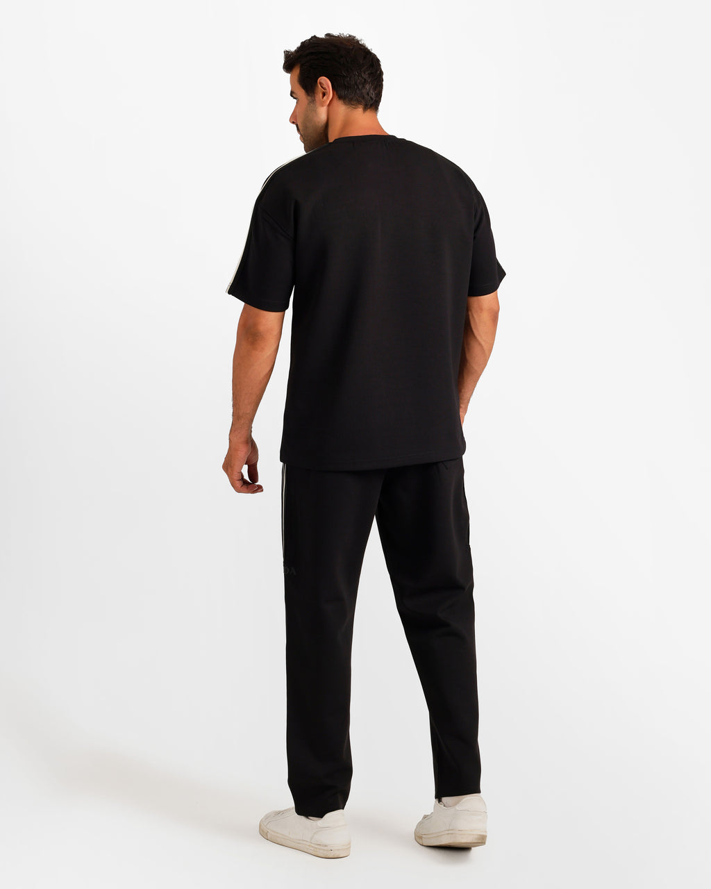 Side Stripe Streetwear Two-Piece Set - Black | ONZE Egypt