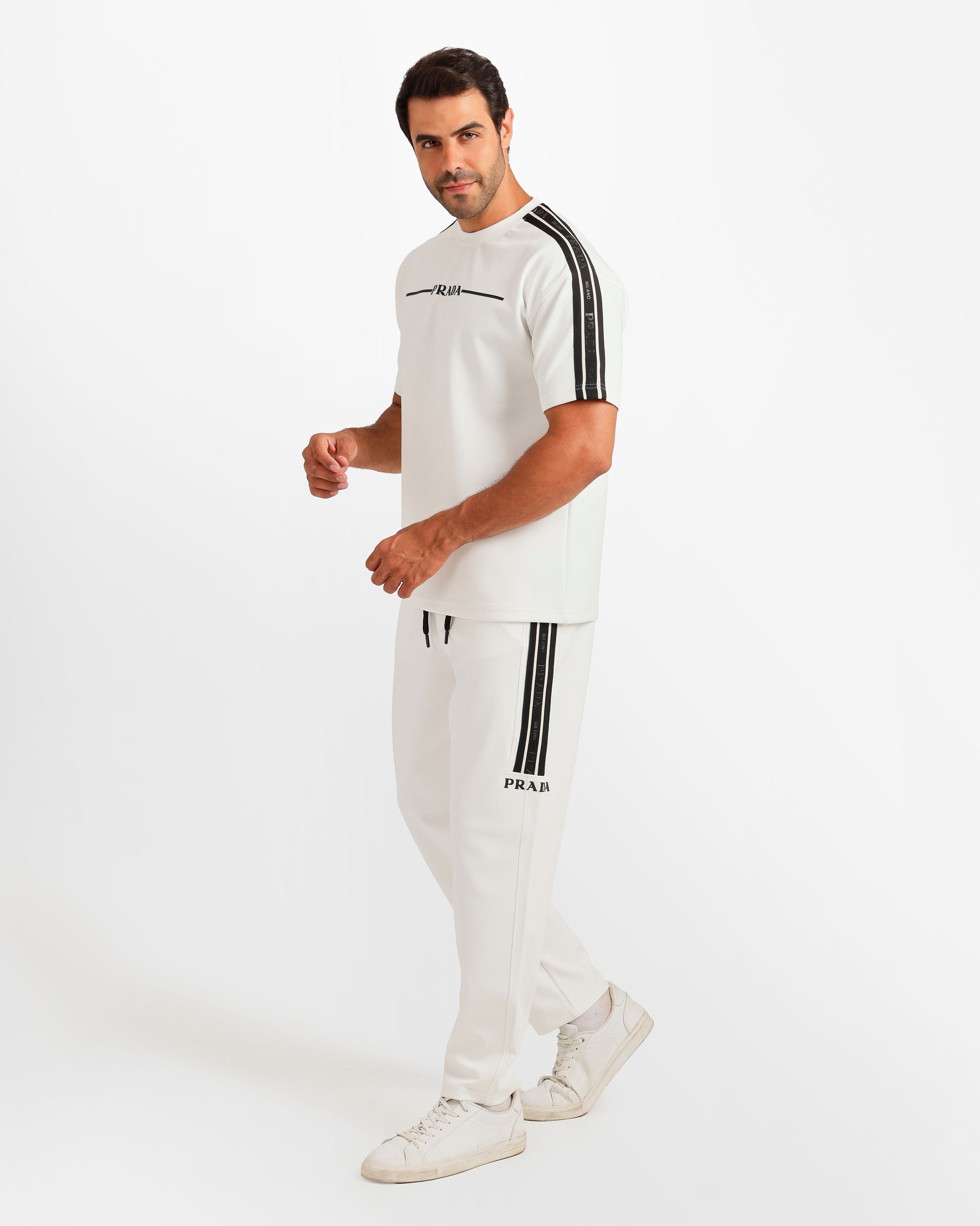 Side Stripe Streetwear Two-Piece Set - White | ONZE Egypt