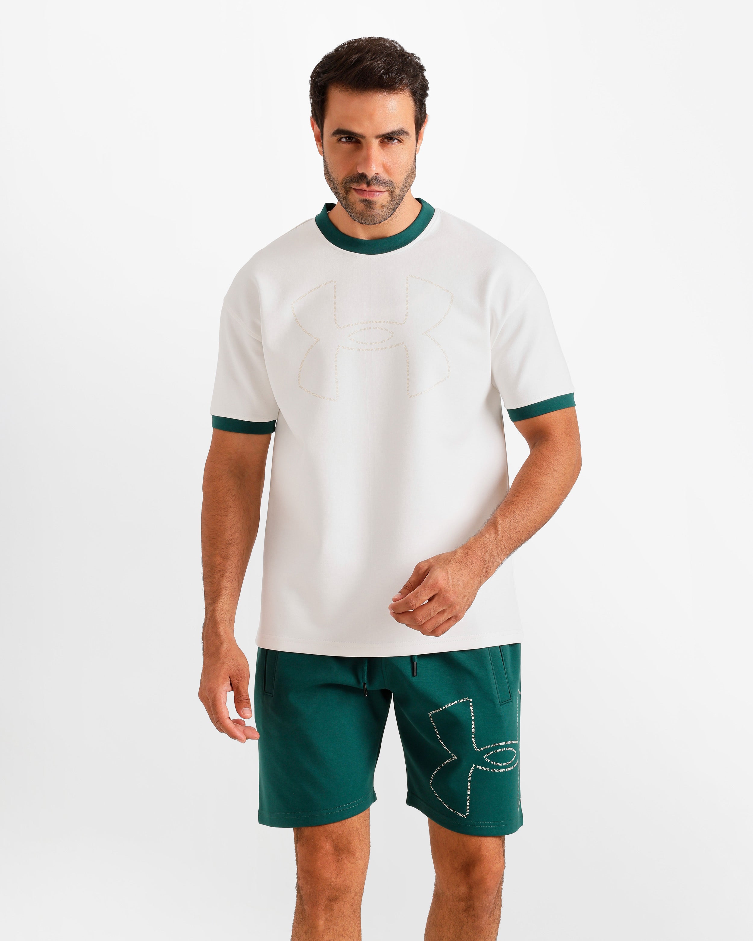 Contrast Neck Casual Shorts Set Secondary image