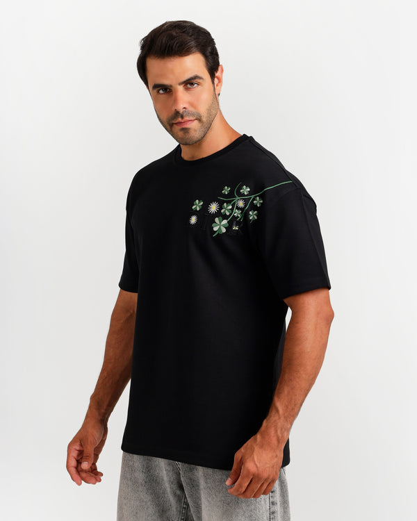 Floral Embroidery Streetwear T-Shirt - Black | ONZE Egypt