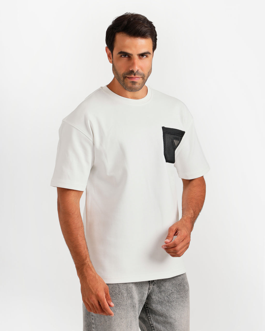 Mesh Pocket Streetwear T-Shirt - White | ONZE Egypt