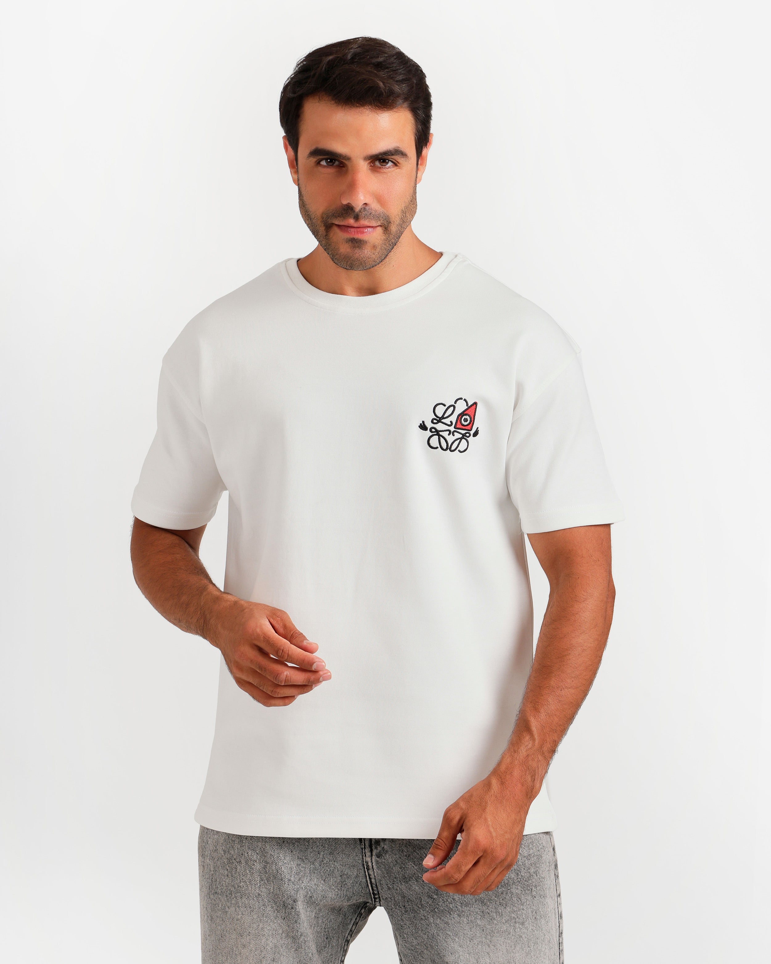 Floral Embroidered Chest Graphic T-Shirt - White | ONZE Egypt Main image
