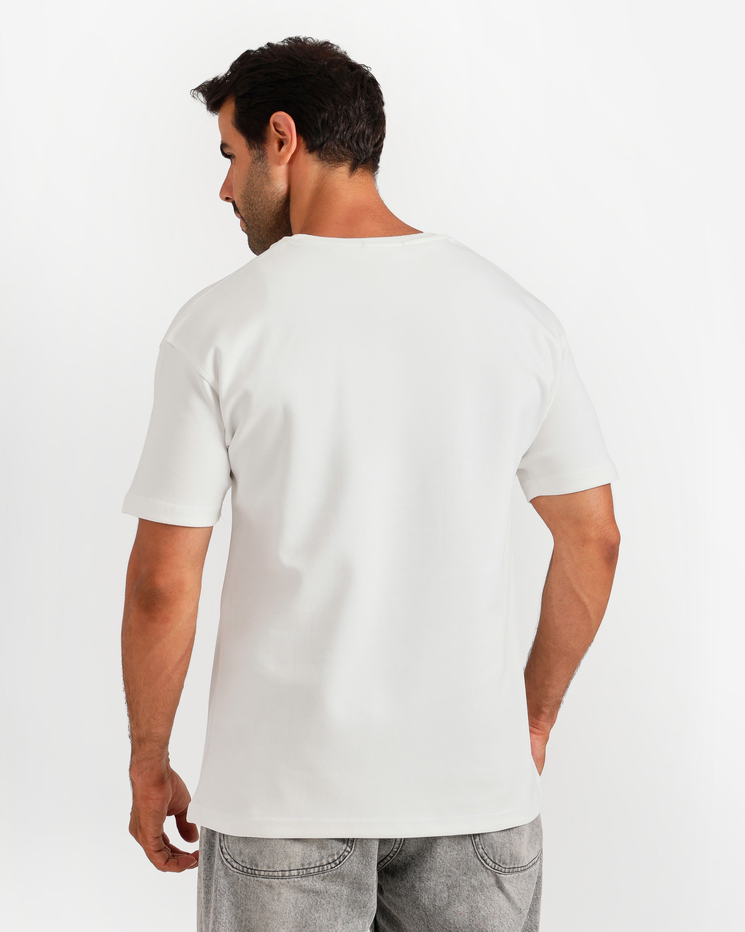 Floral Embroidered Chest Graphic T-Shirt - White | ONZE Egypt