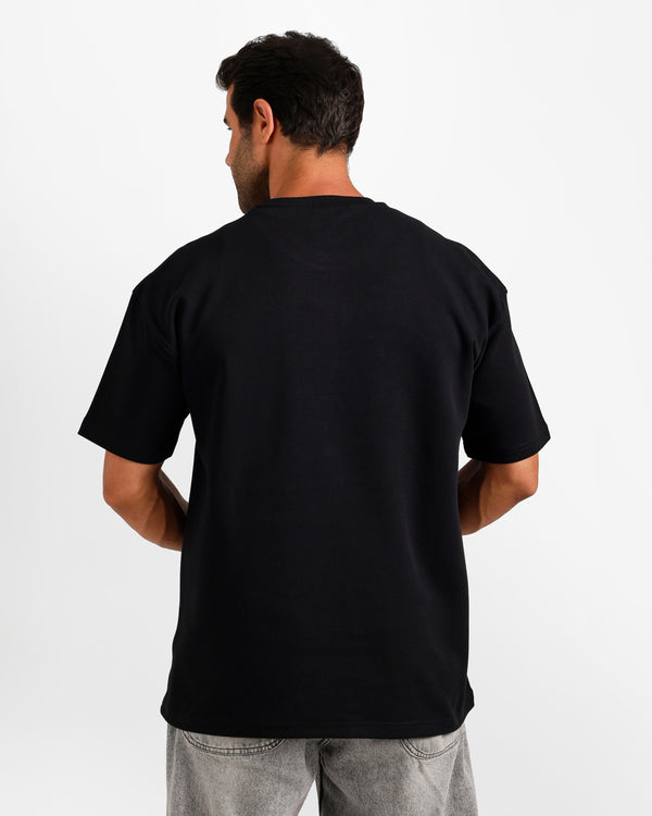 Bold Front Graphic Relaxed Fit T-Shirt - Black | ONZE Egypt