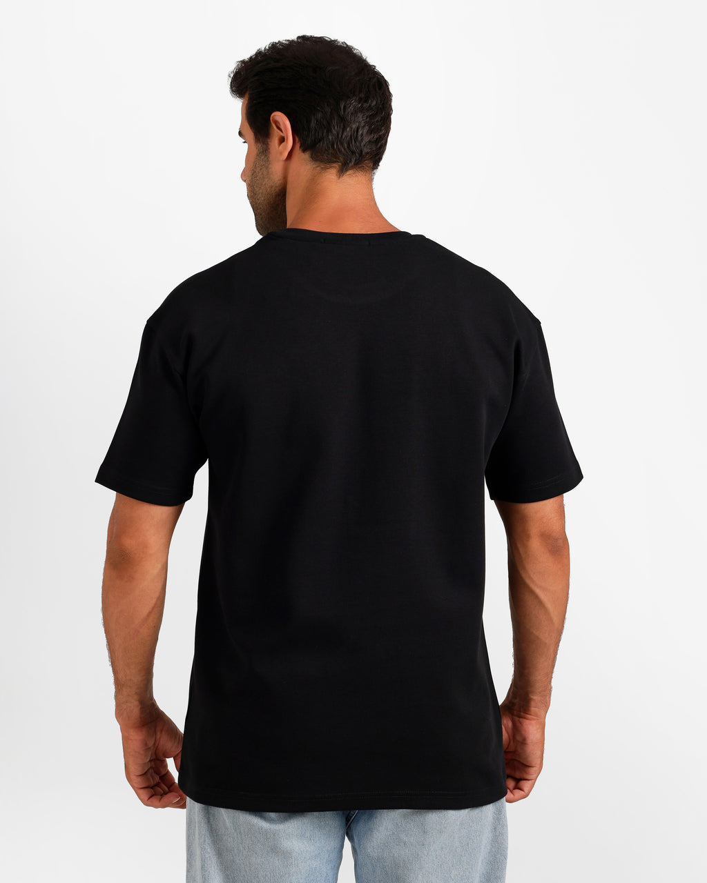 Floral Crest Detail T-Shirt - Black | ONZE Egypt