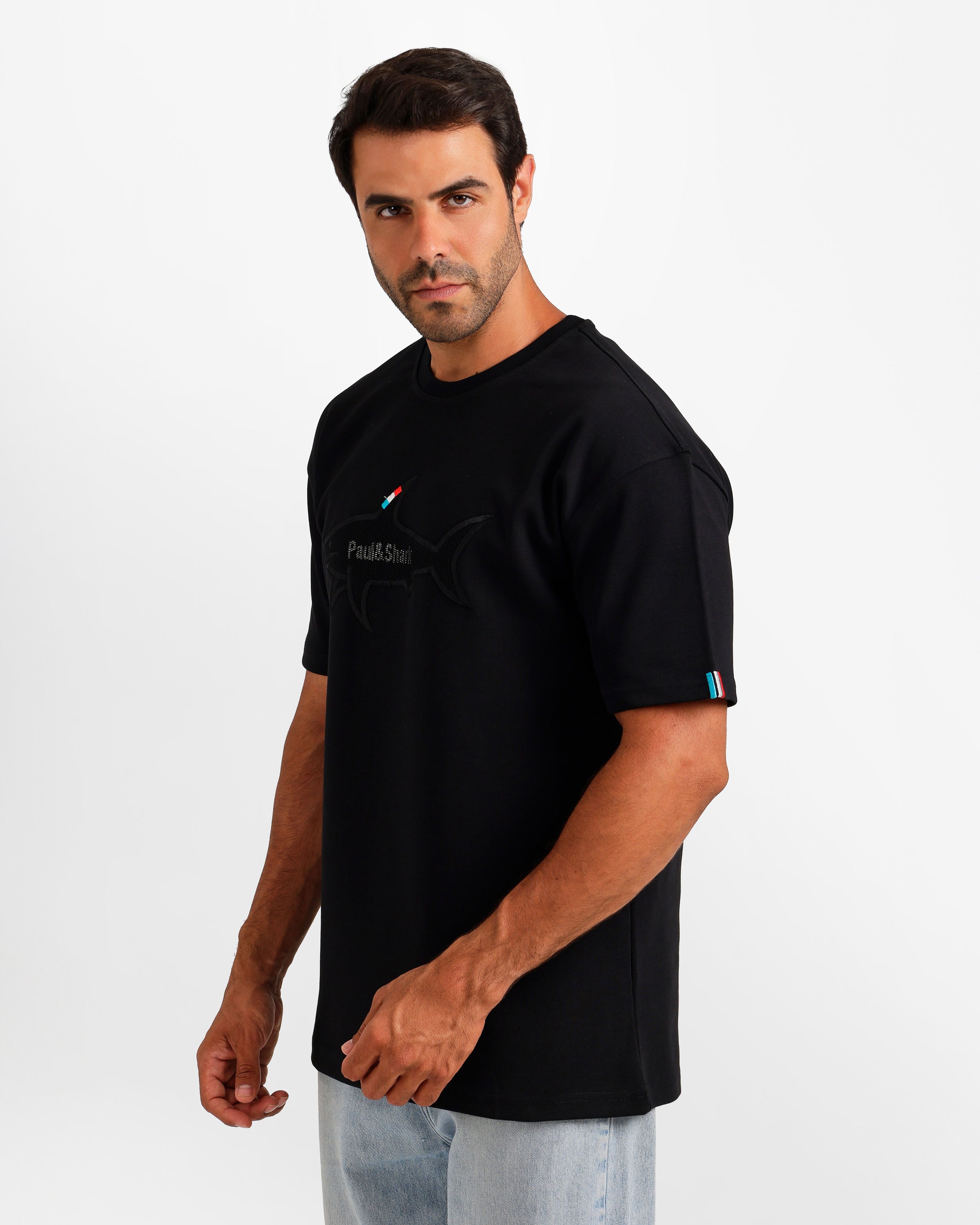 Shark Outline Graphic T-Shirt - Black | ONZE Egypt
